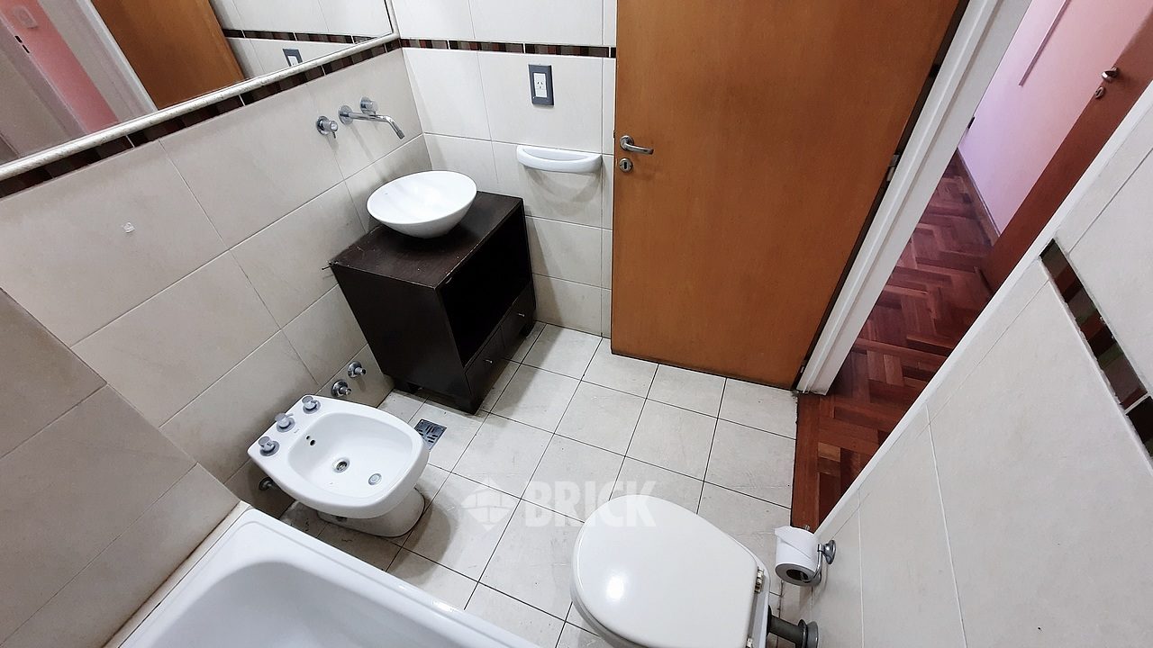 INDEPENDENCIA, AV. al 2500 Piso 7 20