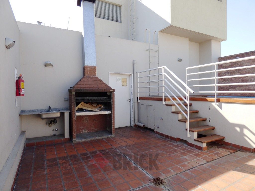 INDEPENDENCIA, AV. al 2500 Piso 7 26