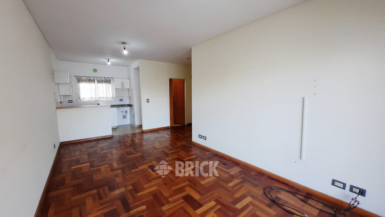 INDEPENDENCIA, AV. al 2500 Piso 7 5