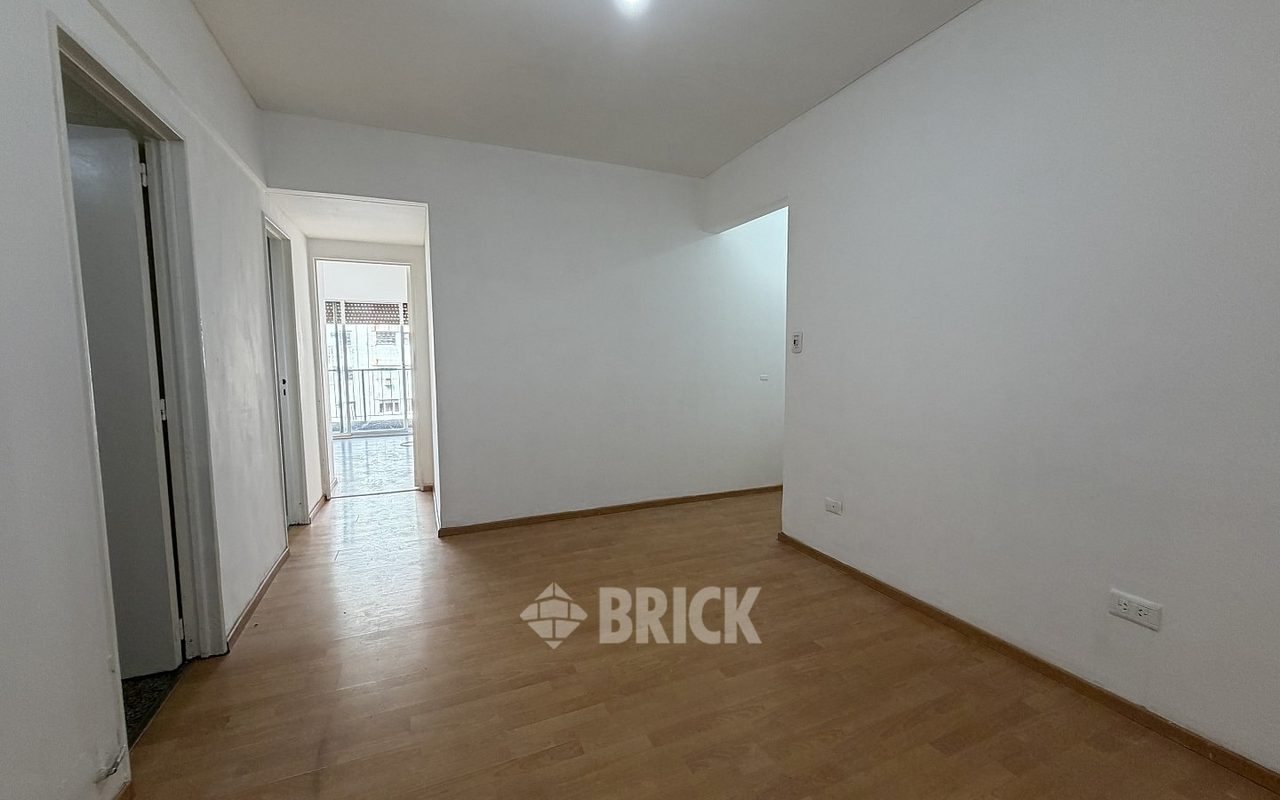 RIVADAVIA, AV. al 3400 Piso 5 5