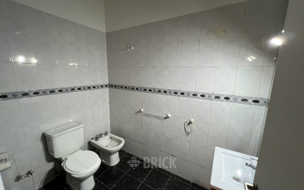 BOYACA, AV. al 200 Piso PB 7