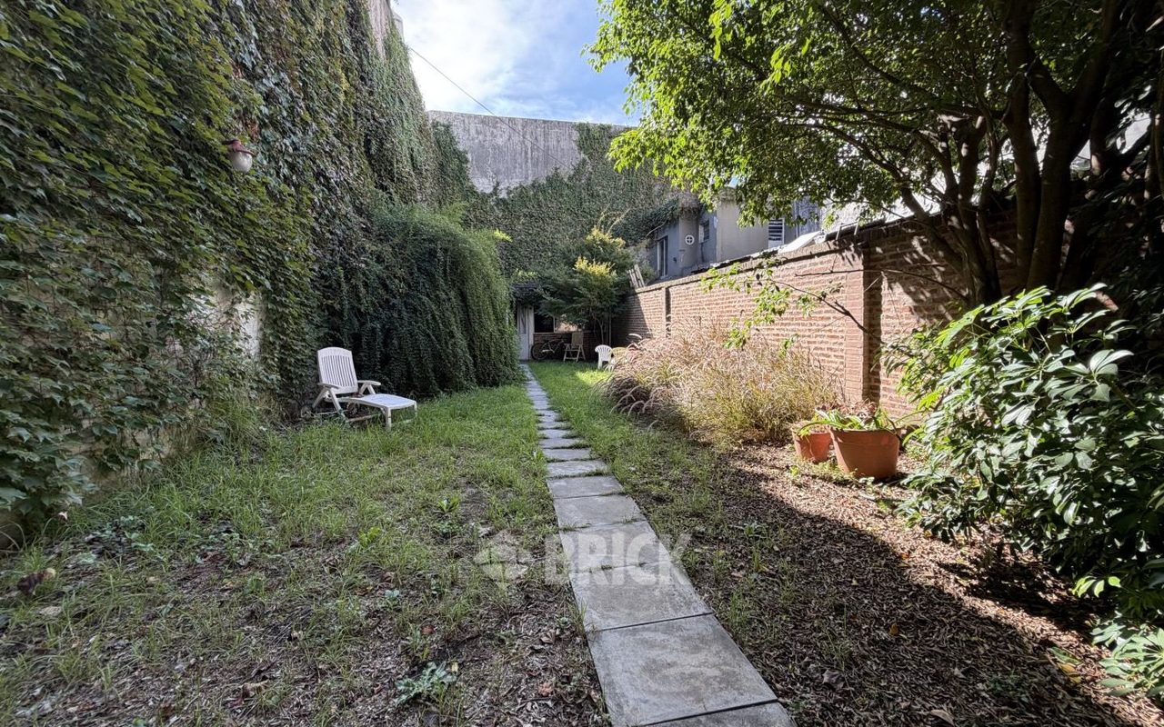 MORENO al 2100 Piso PB 19