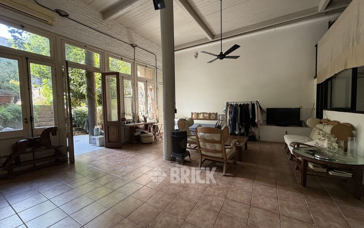 MORENO al 2100 Piso PB 3