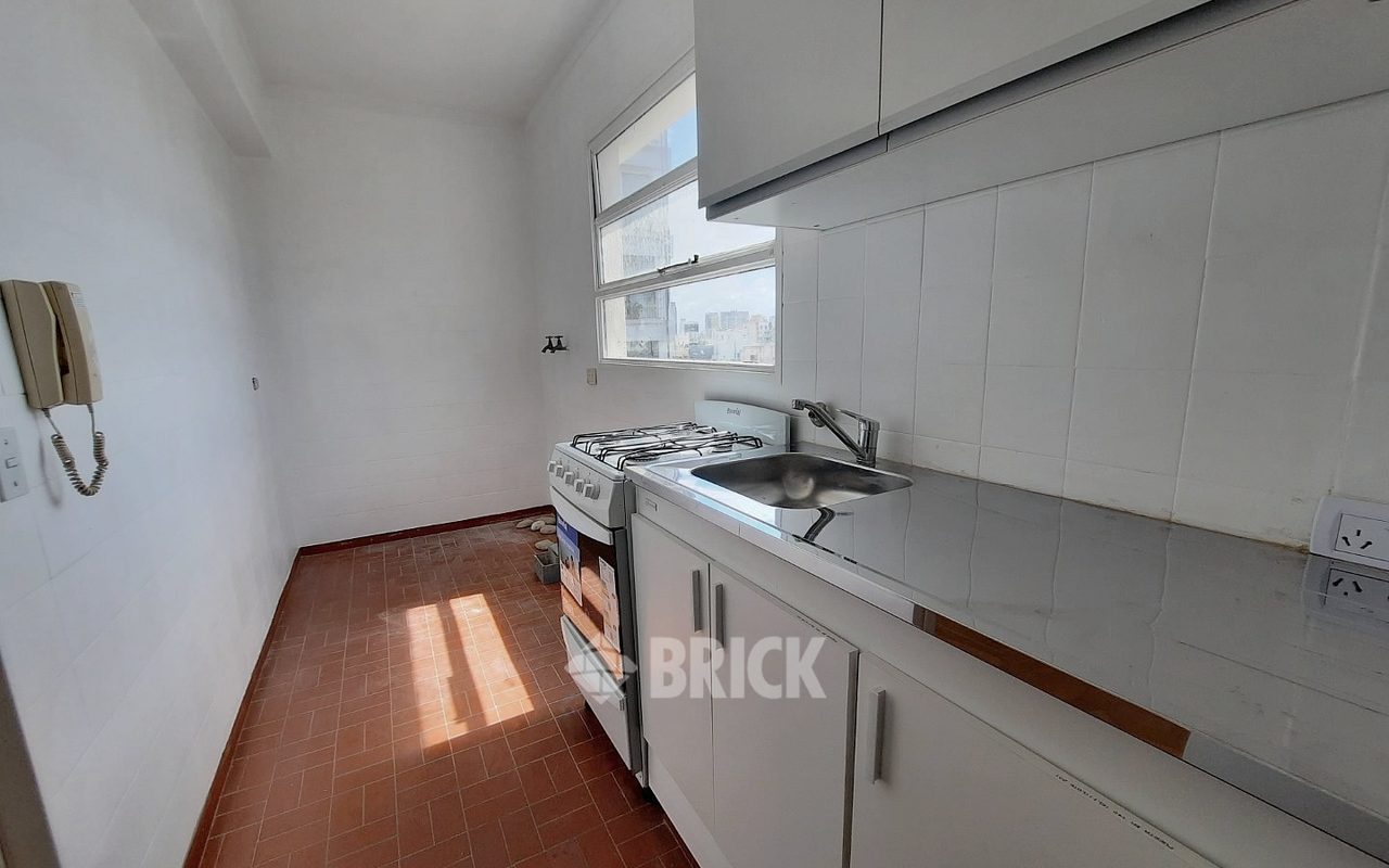 LARREA al 900 Piso 12 15