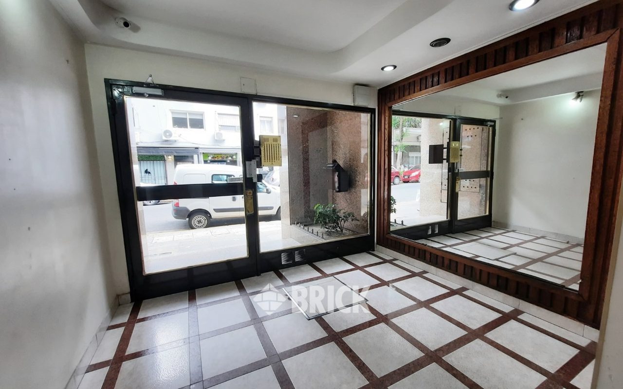 LARREA al 900 Piso 12 20