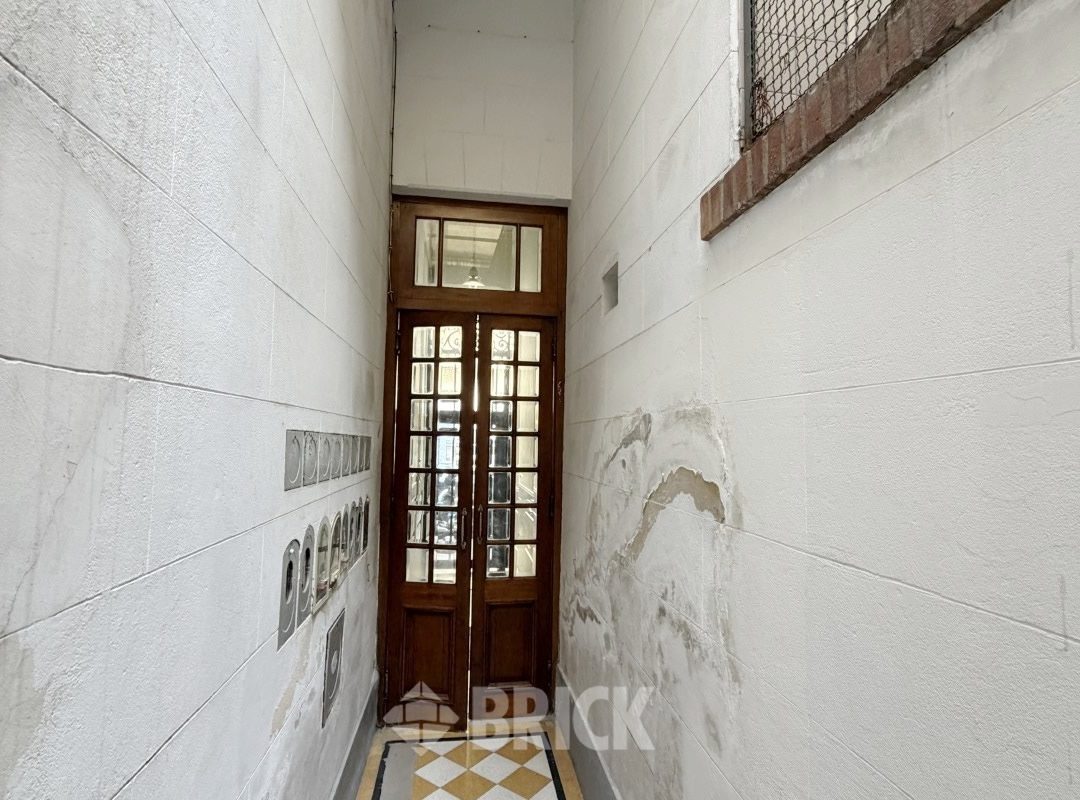ALVAREZ, JULIAN al 1100 Piso 1 30
