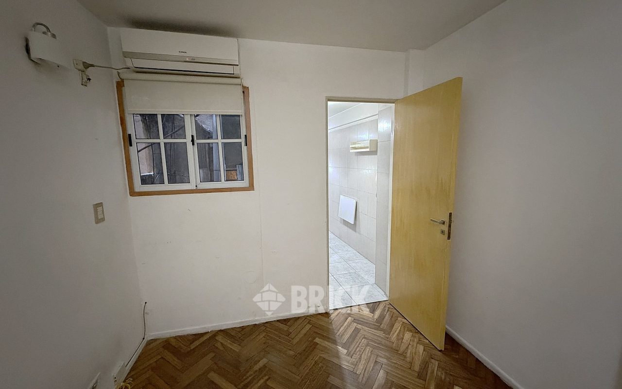 CHARCAS al 2800 Piso 1 4