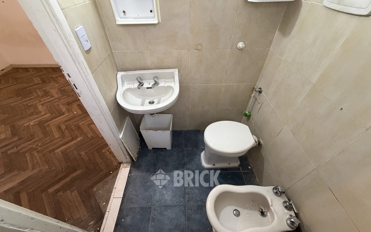 SARMIENTO al 1300 Piso 3 13