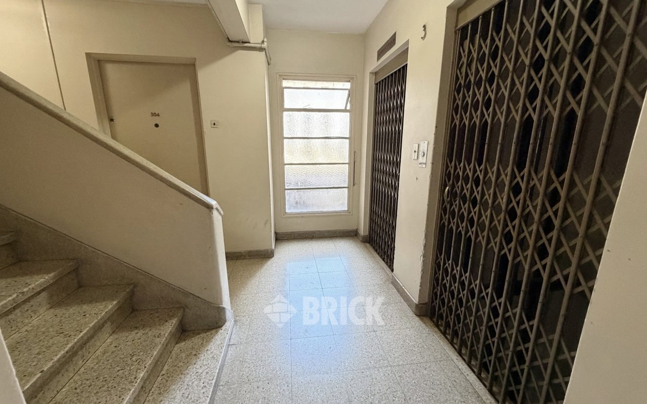 SARMIENTO al 1300 Piso 3 15