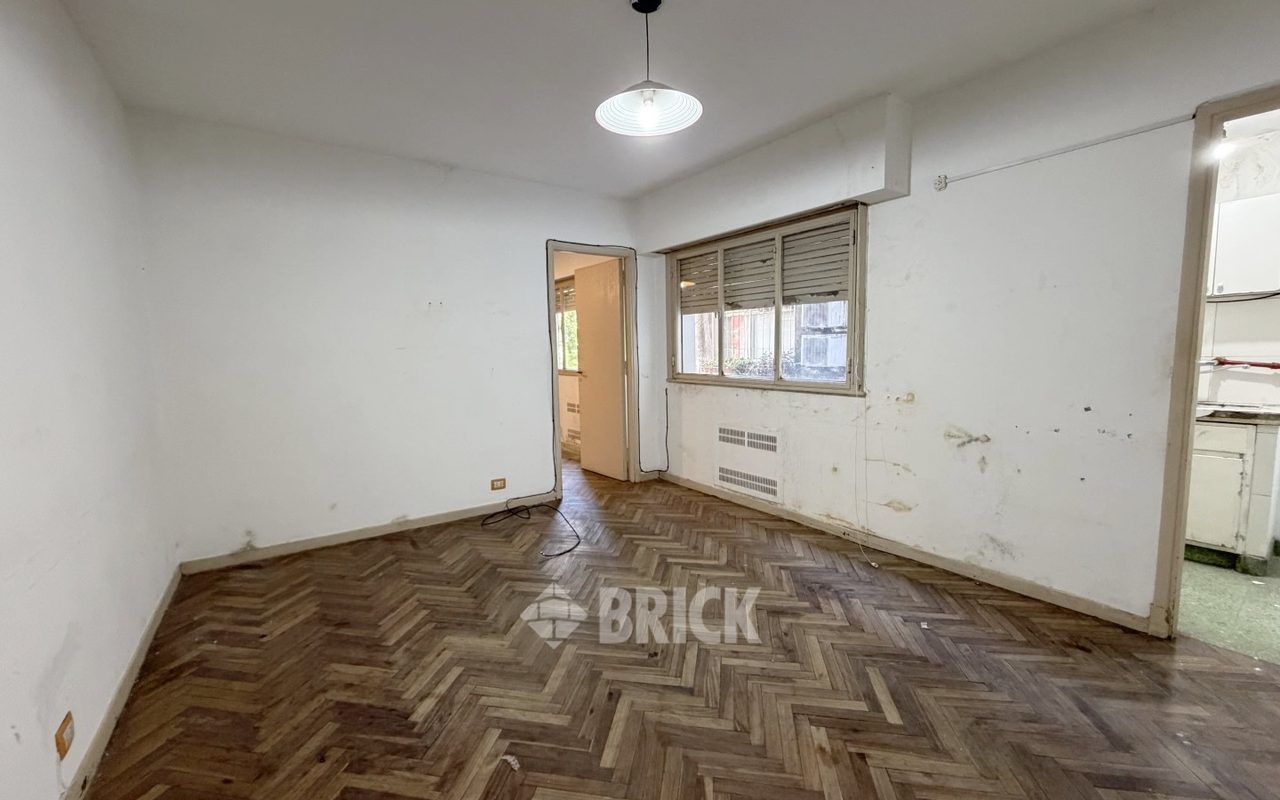 SARMIENTO al 1300 Piso 3 3