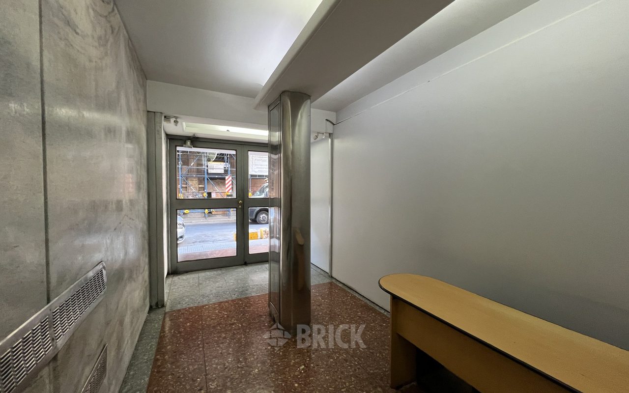 SARMIENTO al 1300 Piso 3 9