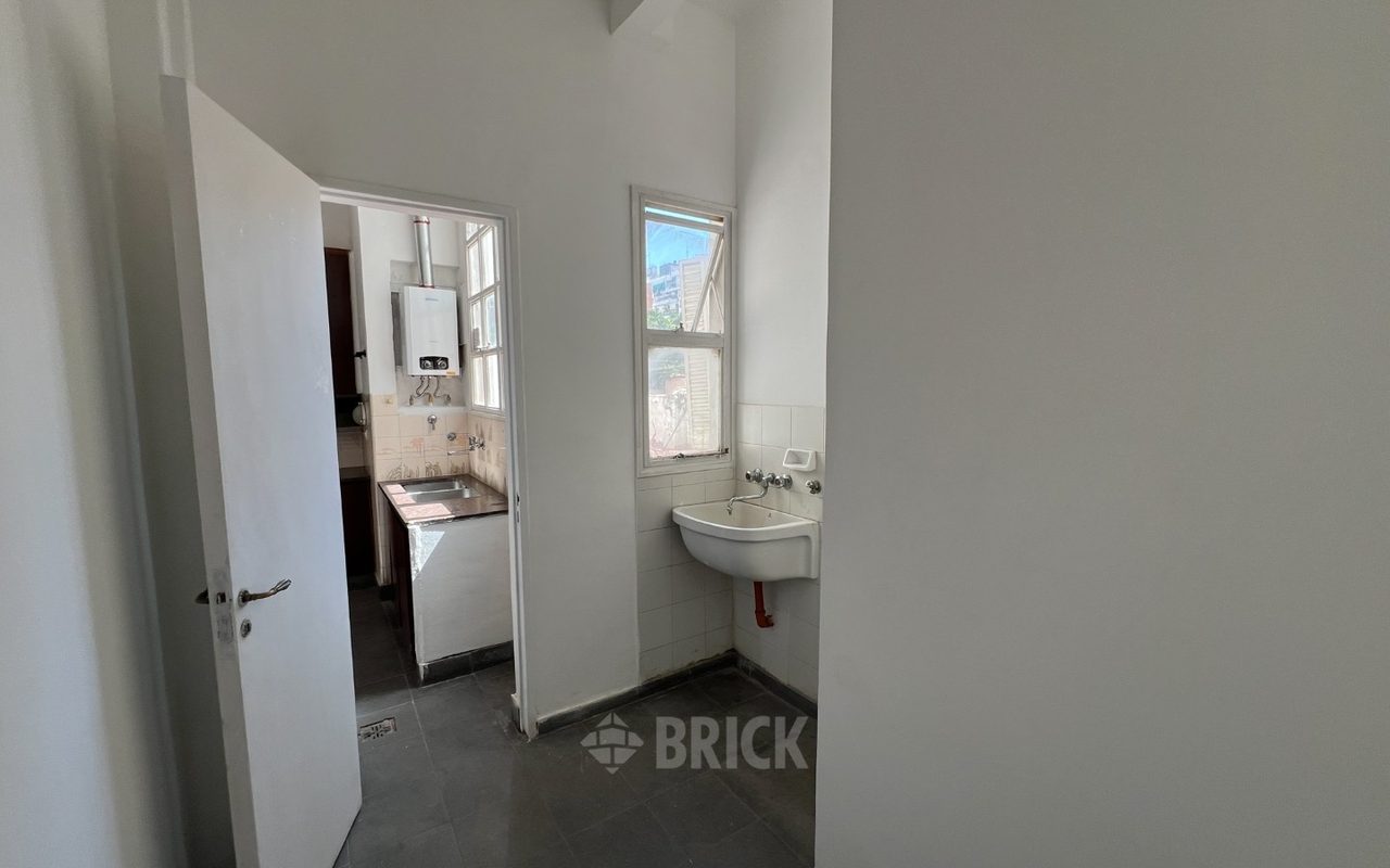 LARREA al 700 Piso 3 12