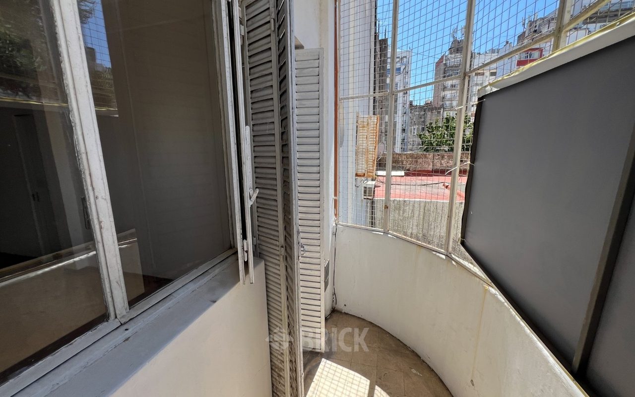 LARREA al 700 Piso 3 5