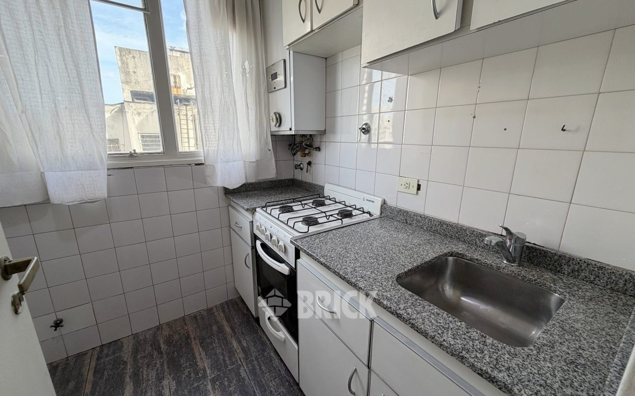 ALVEAR, MARCELO T. DE al 1900 Piso 11 17