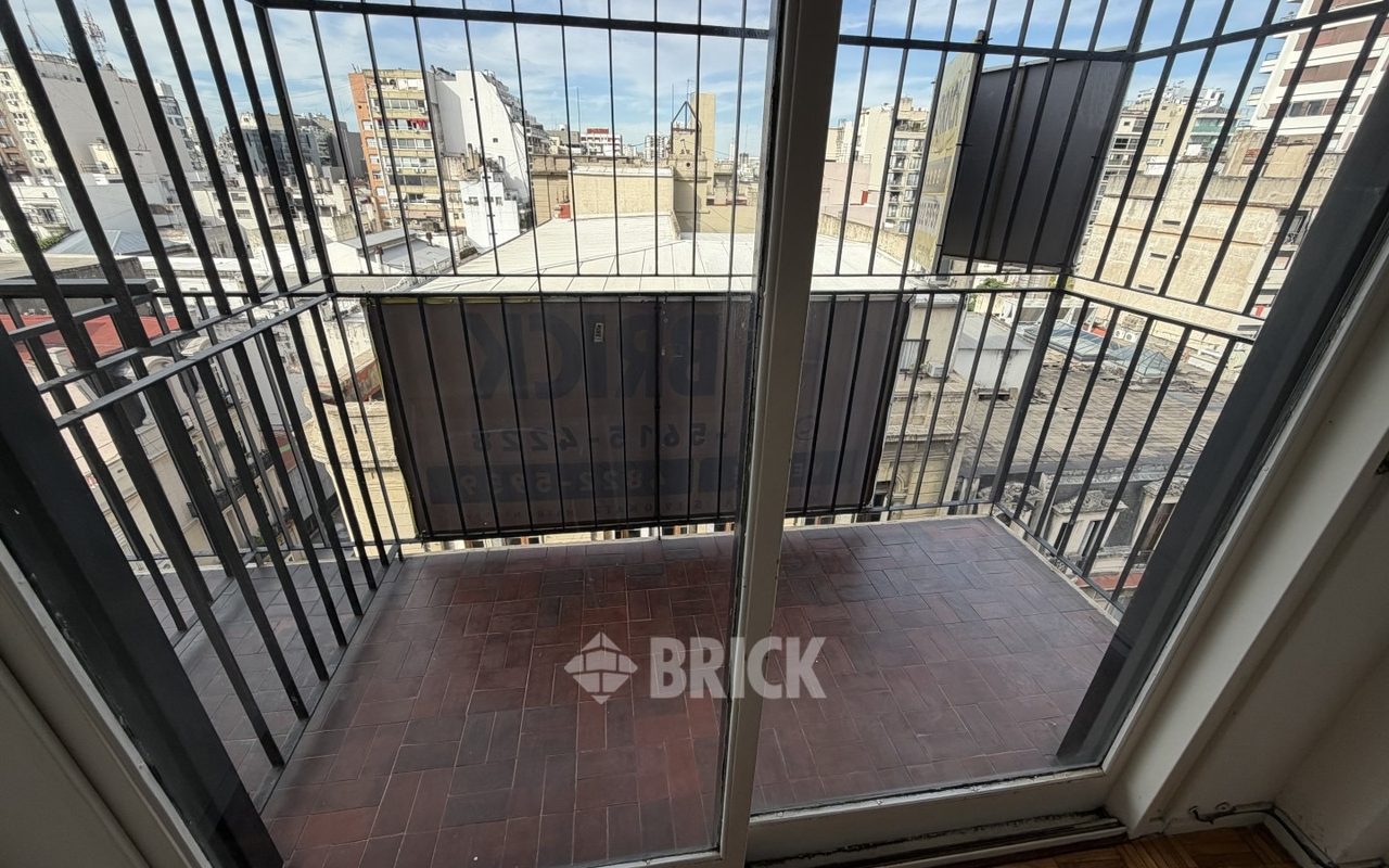 ALVEAR, MARCELO T. DE al 1900 Piso 11 4