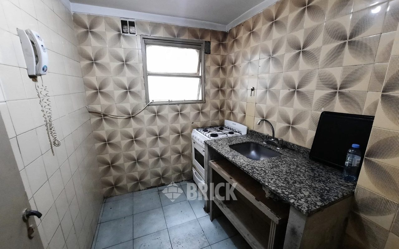 VIAMONTE al 2200 Piso PB 12