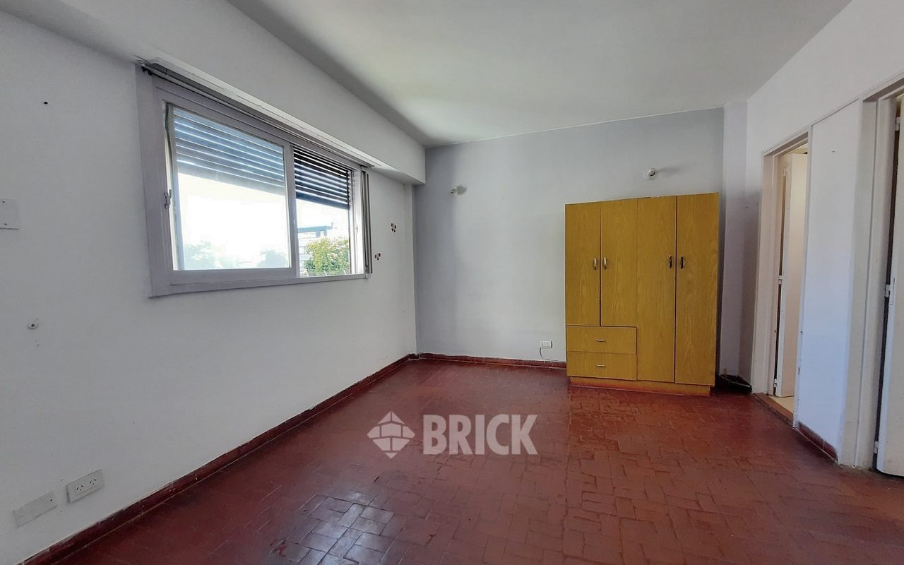 CONDE al 1000 Piso 3 1