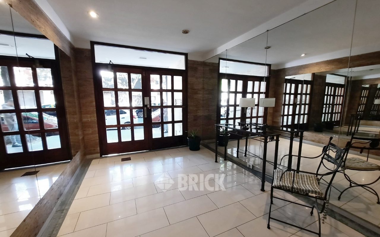 CONDE al 1000 Piso 3 15