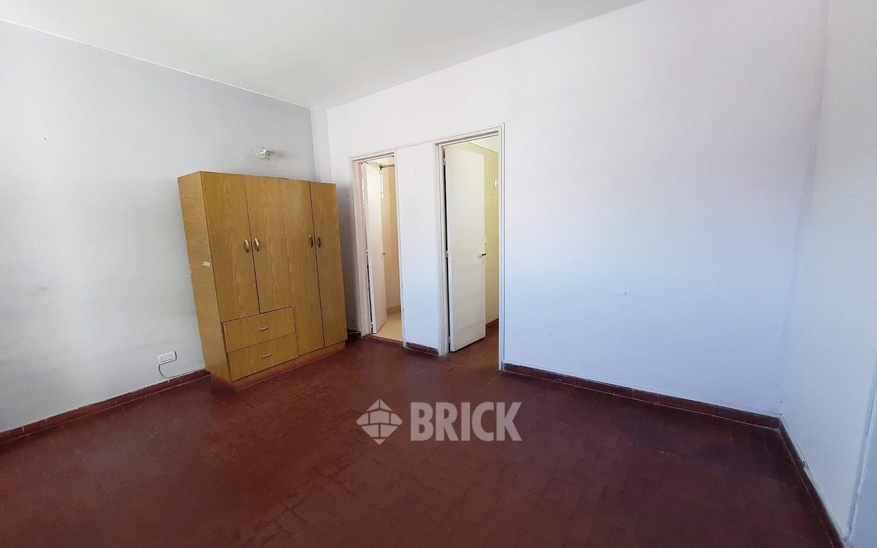 CONDE al 1000 Piso 3 4