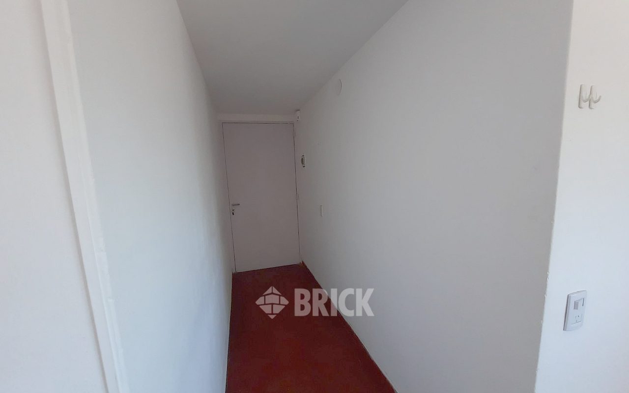 CONDE al 1000 Piso 3 8