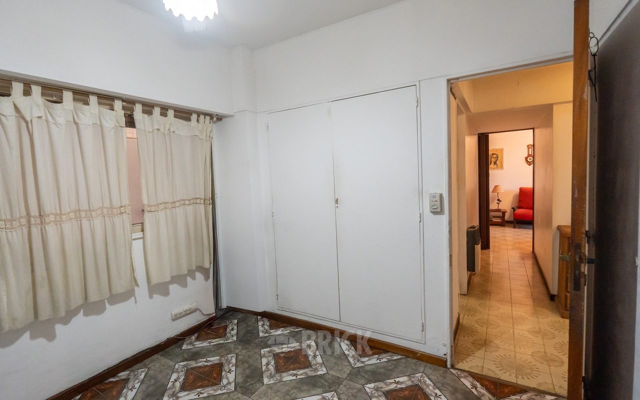 FRANKLIN al 2400 Piso 1 13
