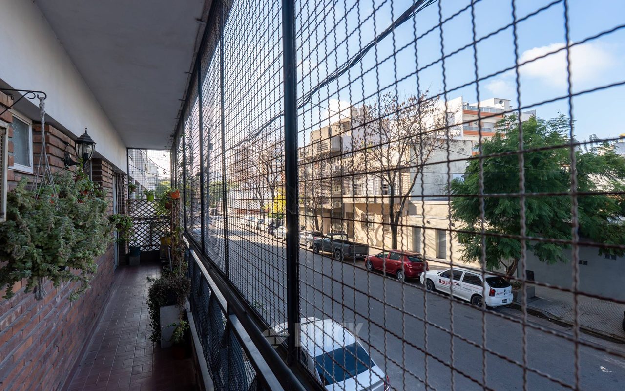 FRANKLIN al 2400 Piso 1 8