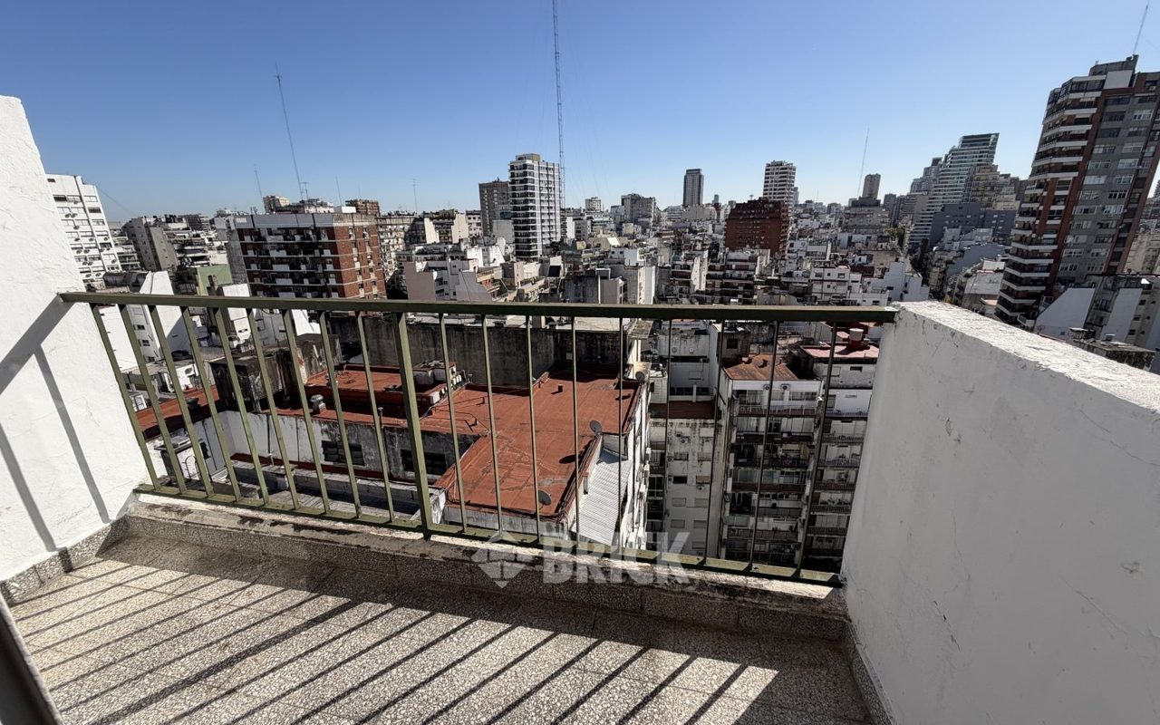 PUEYRREDON, AV. al 1500 Piso 14 7