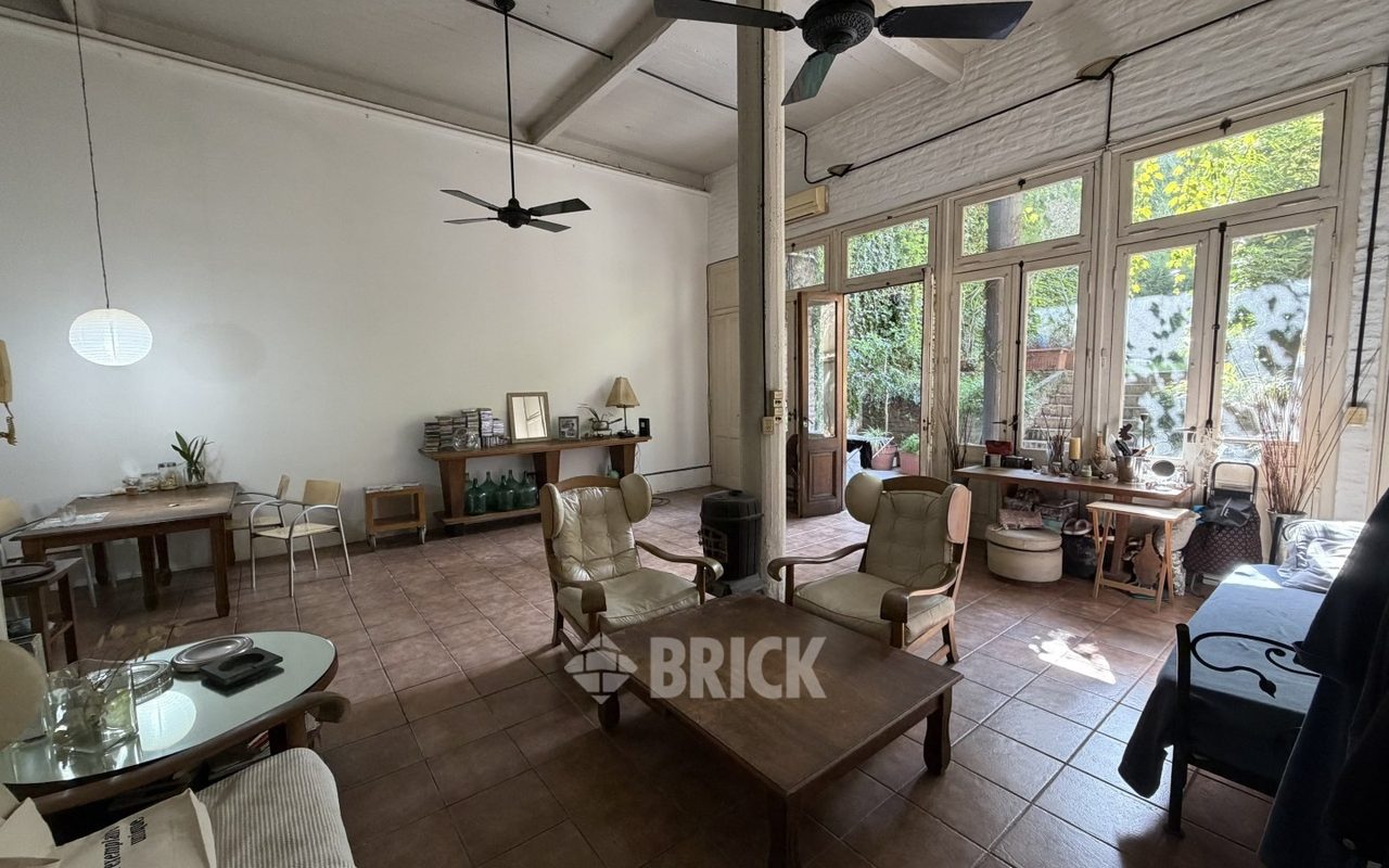 MORENO al 2100 Piso PB 4