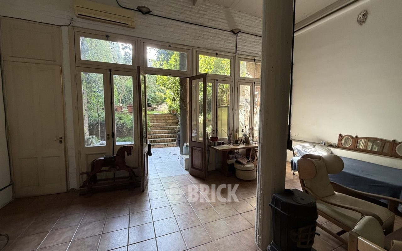 MORENO al 2100 Piso PB 8