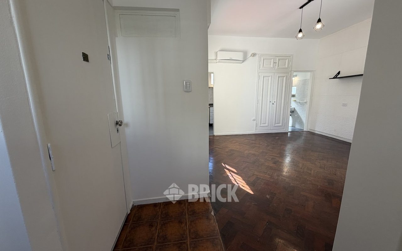 ARENALES al 2500 Piso 4 20