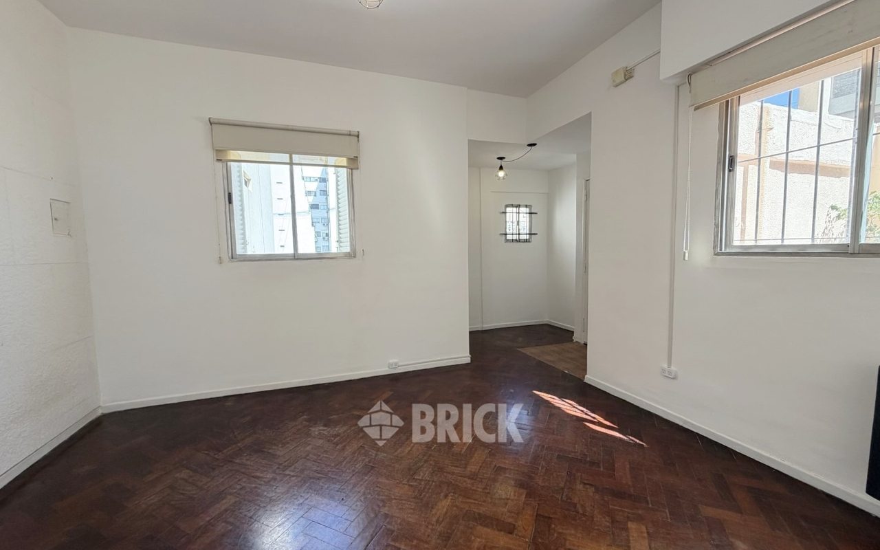 ARENALES al 2500 Piso 4 4