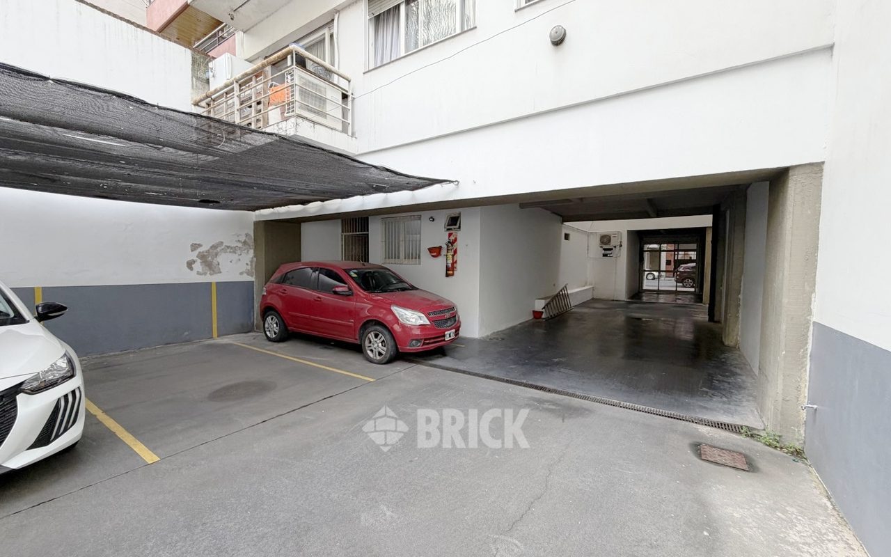 CABRERA, JOSE ANTONIO al 3500 Piso 4 25