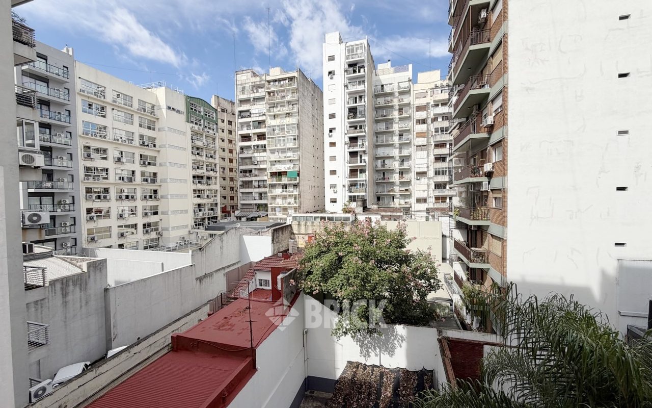 CABRERA, JOSE ANTONIO al 3500 Piso 4 6