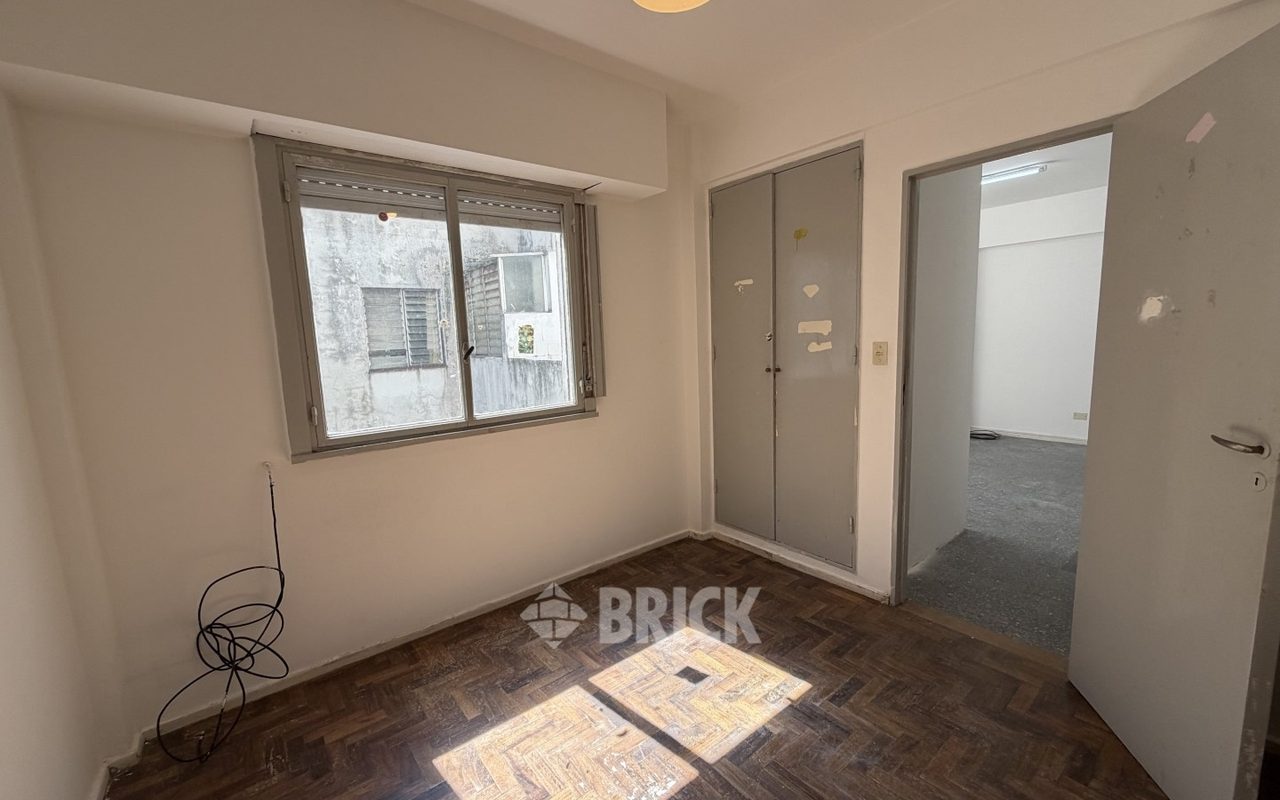 MANSILLA, GRAL. LUCIO al 2500 Piso 8 12