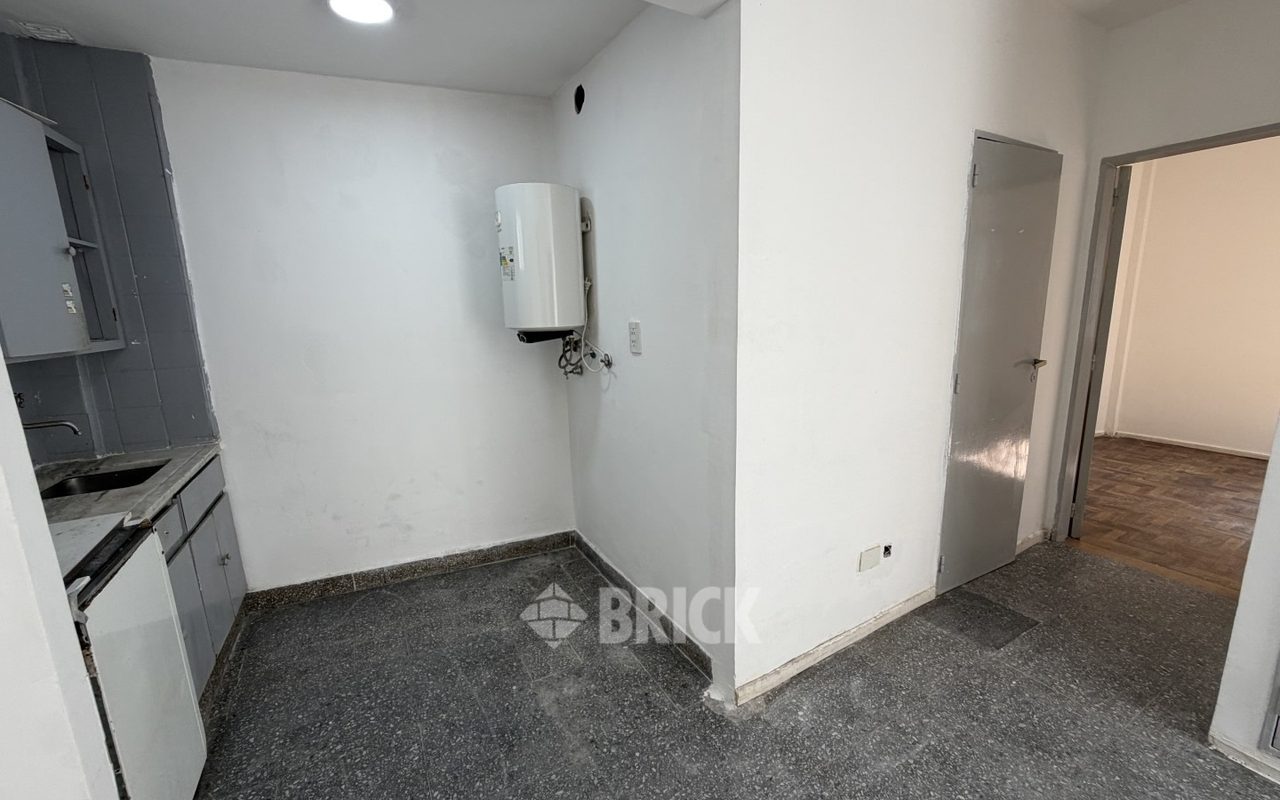 MANSILLA, GRAL. LUCIO al 2500 Piso 8 6