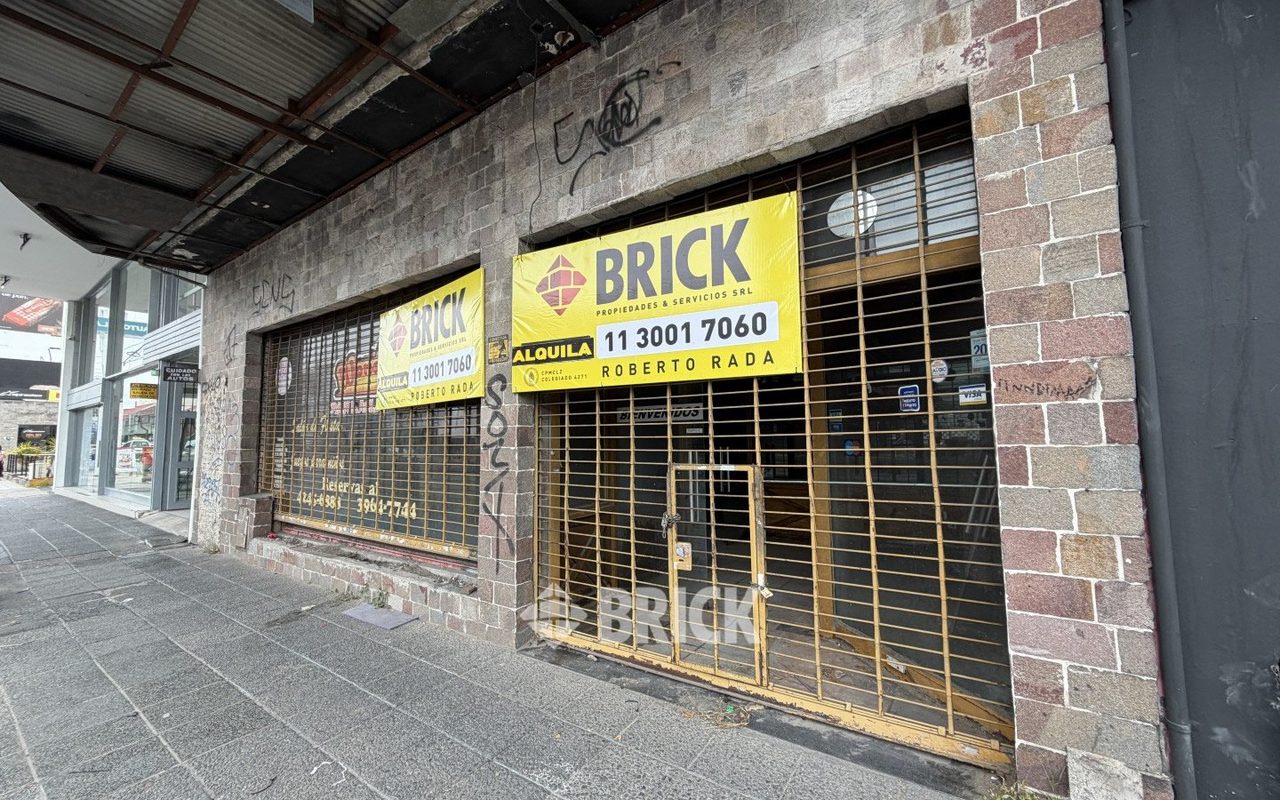 YRIGOYEN, HIPOLITO, AV. al 8200 4