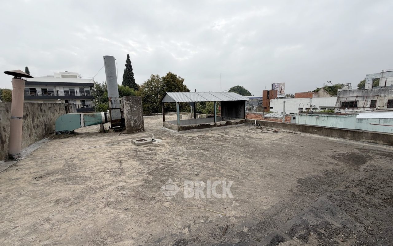 YRIGOYEN, HIPOLITO, AV. al 8200 40