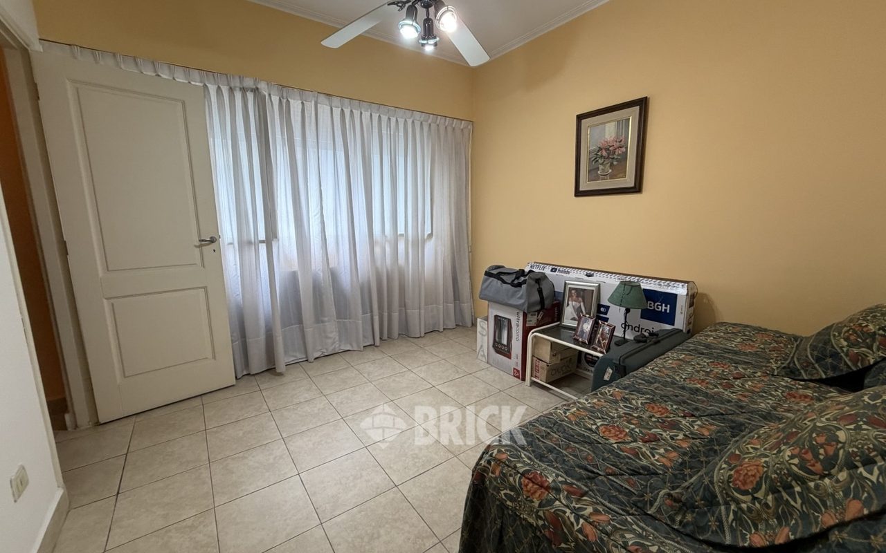 MAIPU al 700 Piso 8 17