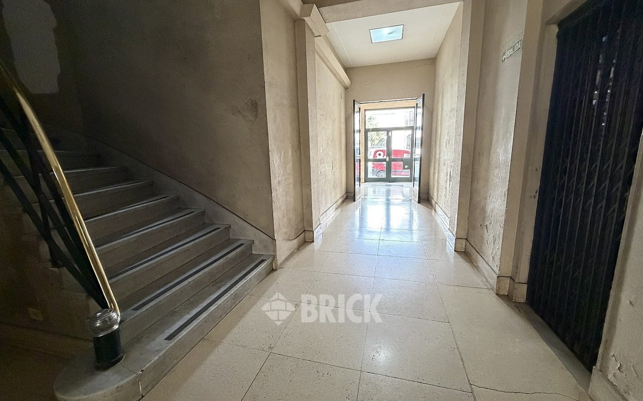 ENTRE RIOS, AV. al 1600 Piso 1 33