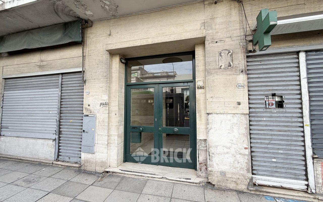 ENTRE RIOS, AV. al 1600 Piso 1 35