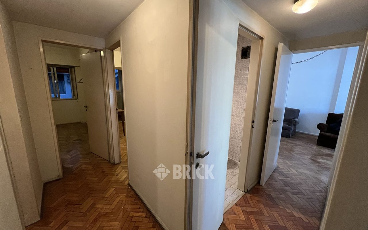 MORENO, JOSE MARIA, AV. al 700 Piso 2 13