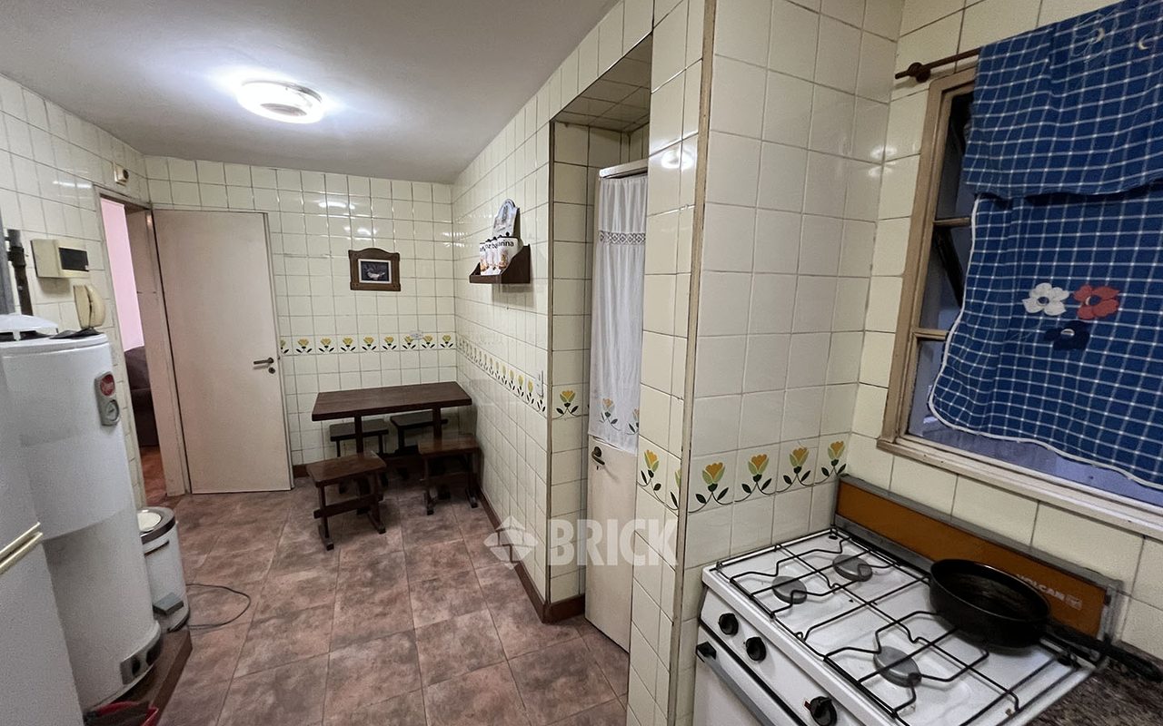 MORENO, JOSE MARIA, AV. al 700 Piso 2 24