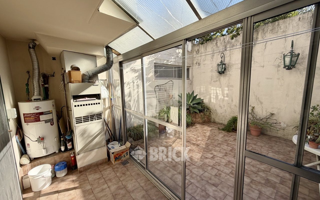 MERCADER, EMIR al 4300 Piso PB 12