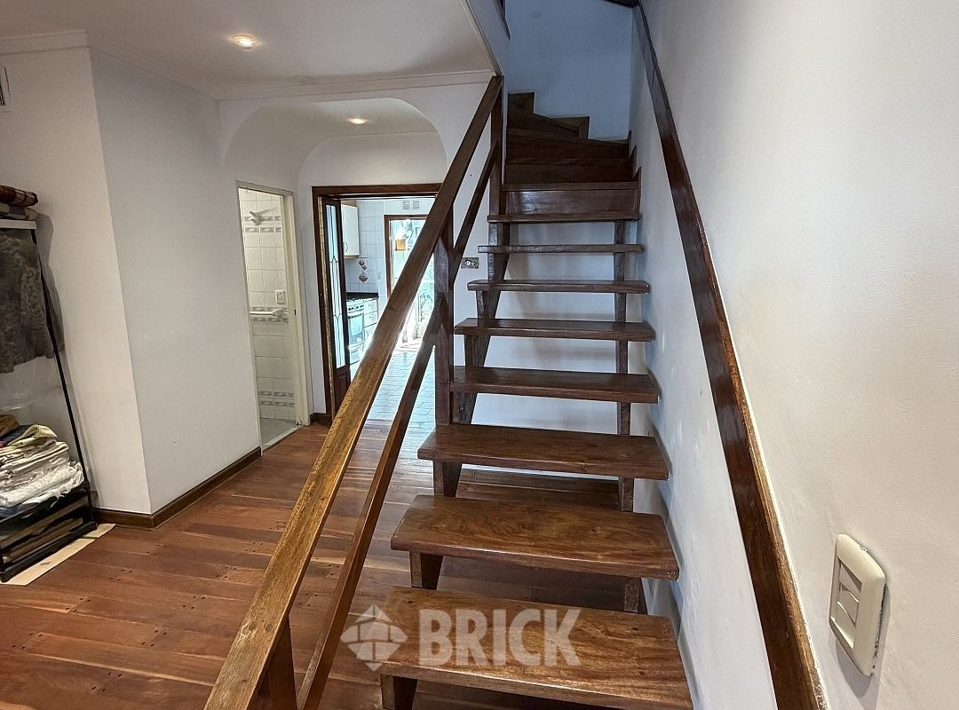 MERCADER, EMIR al 4300 Piso PB 15