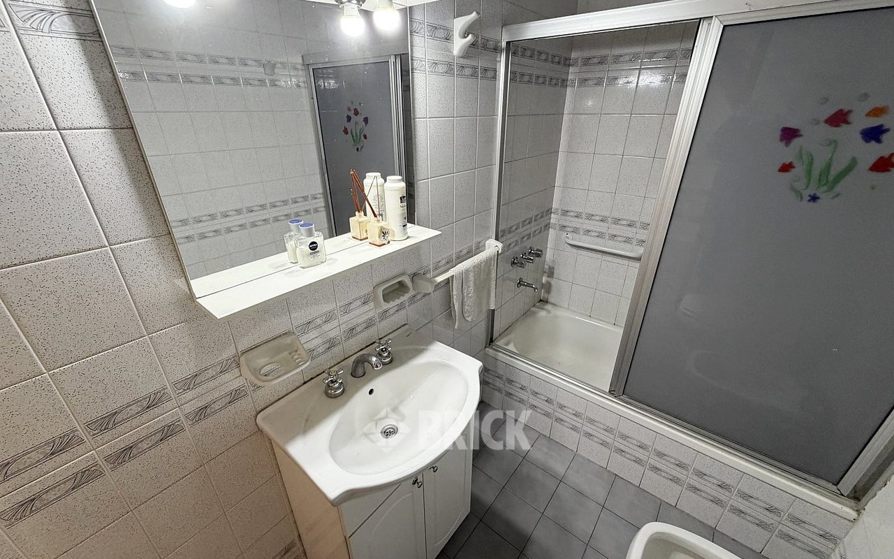 MERCADER, EMIR al 4300 Piso PB 24