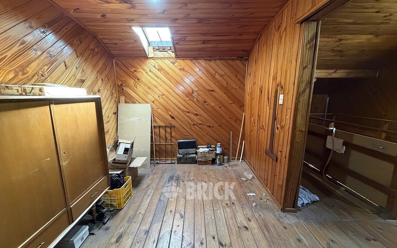 MERCADER, EMIR al 4300 Piso PB 33