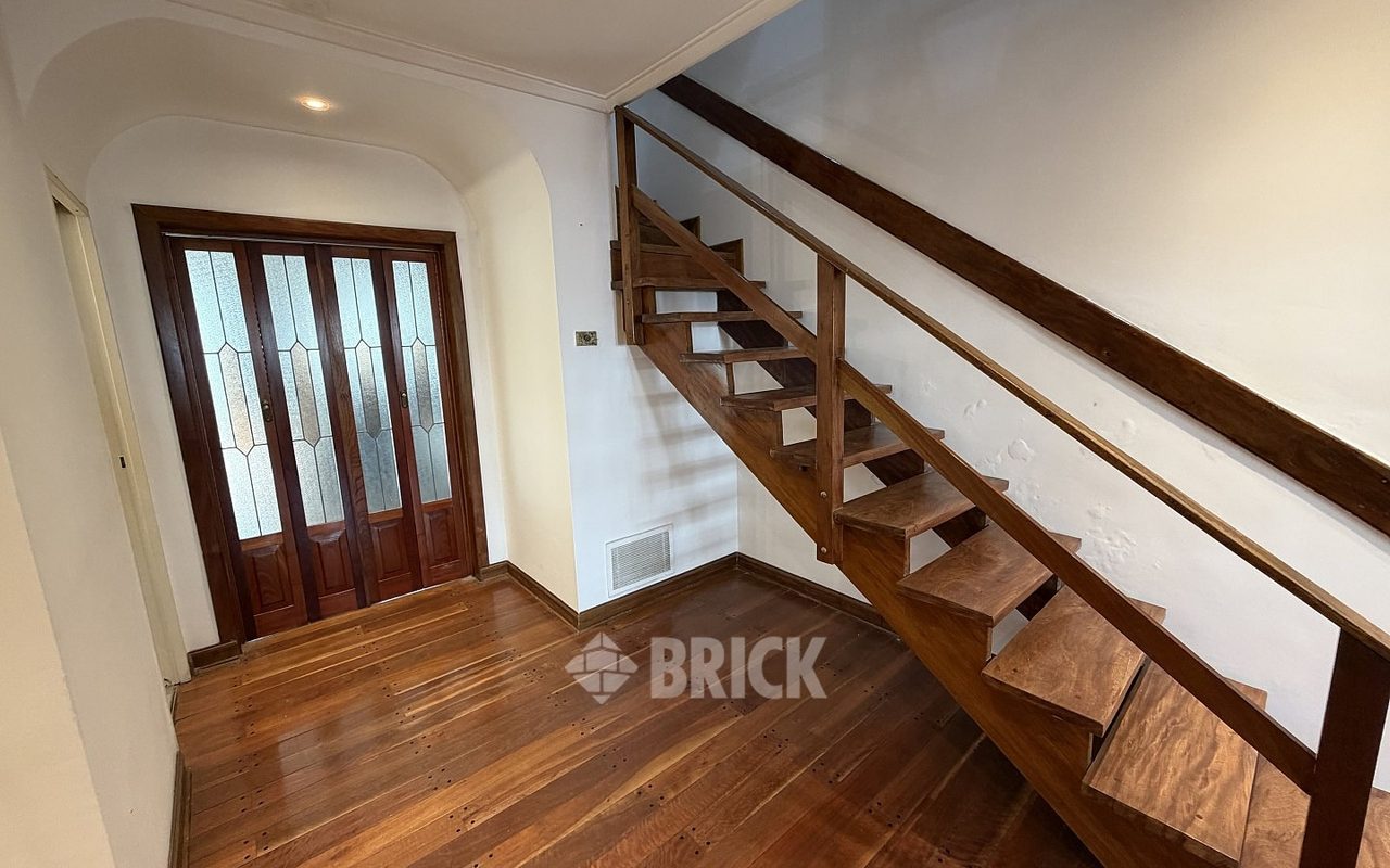MERCADER, EMIR al 4300 Piso PB 5