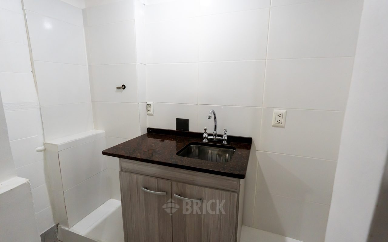 VIRASORO al 2300 Piso PB 5