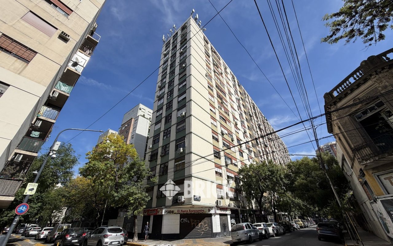 HUMBERTO 1° al 2900 Piso 4 26