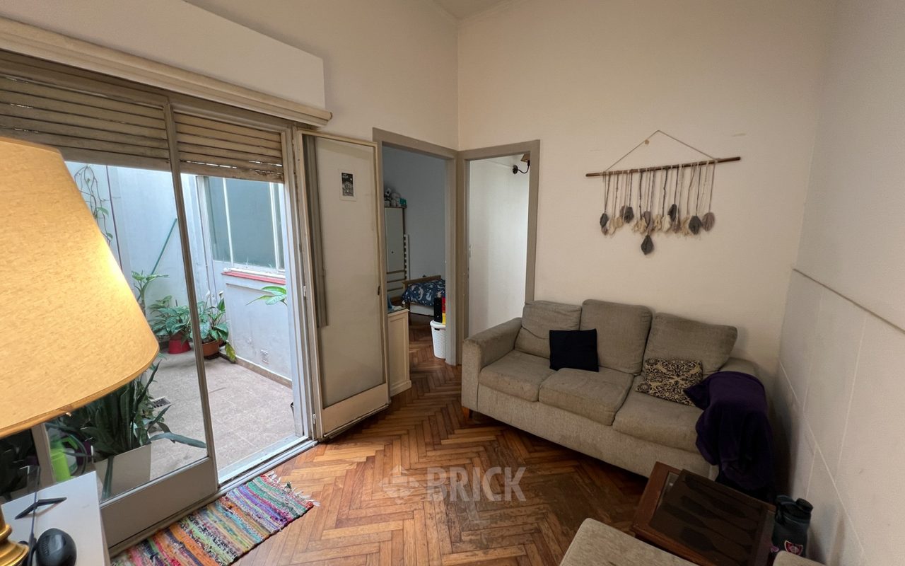 MORENO al 3300 Piso PB 1